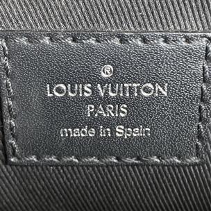 Louis Vuitton Monogram Eclipse District Pm M46255